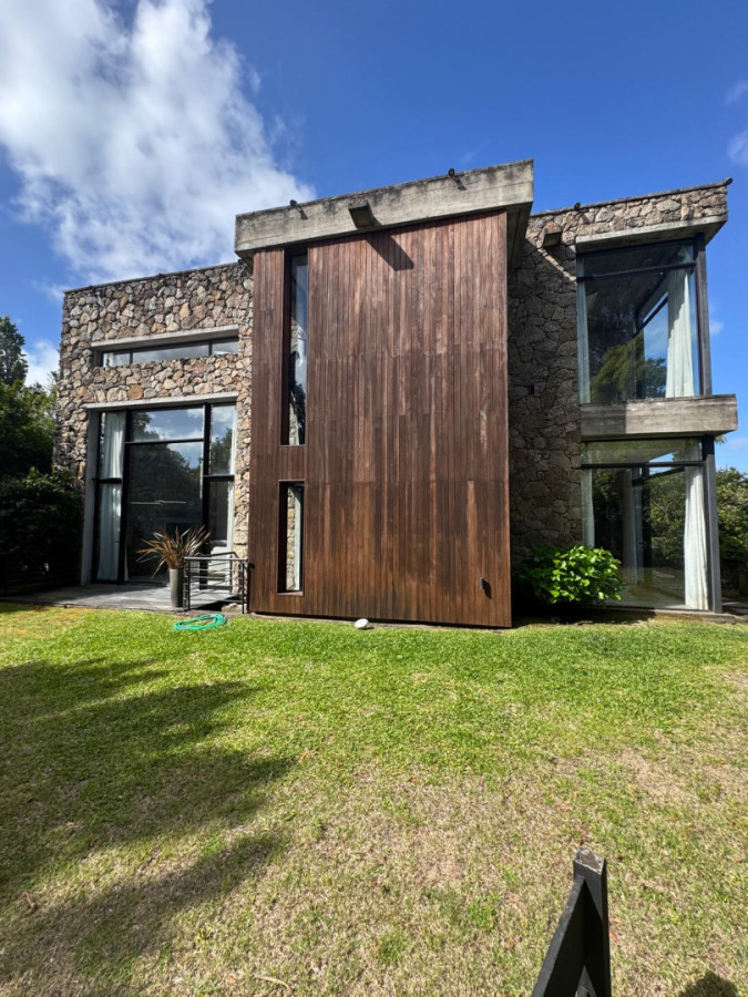 Casa a la venta en La Arbolada 