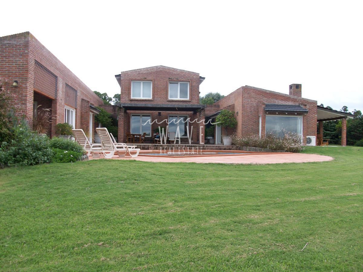 Chacra ID.1273 - La Barra, exclusiva chacra de 3 h y casa de 580 m2.  Zona Chacras del Este. Oportunidad.
