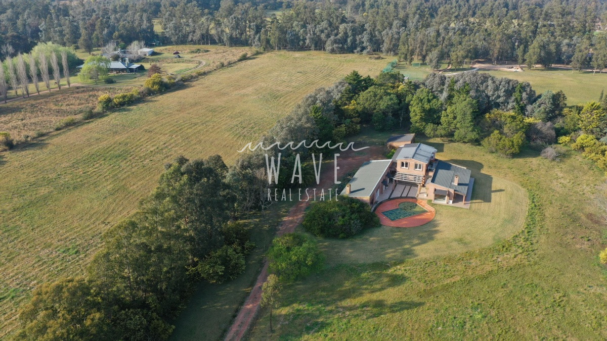 Chacra ID.1273 - La Barra, exclusiva chacra de 3 h y casa de 580 m2.  Zona Chacras del Este. Oportunidad.