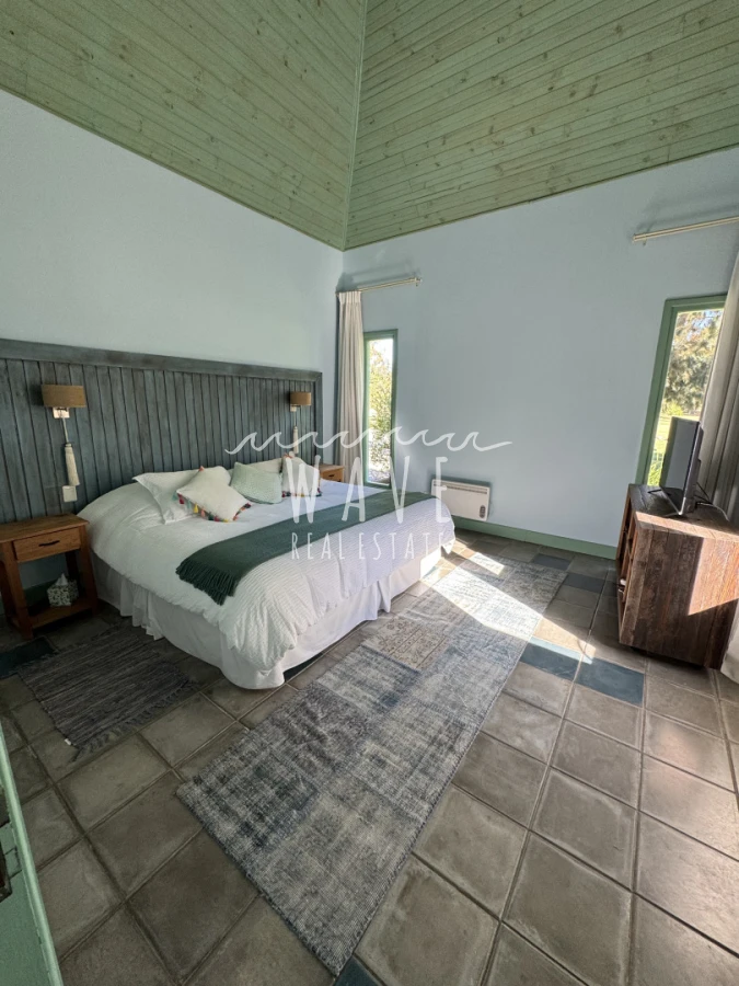 Chacra ID.5463 - Venta de chacra de 4 dormitorios en La Barra