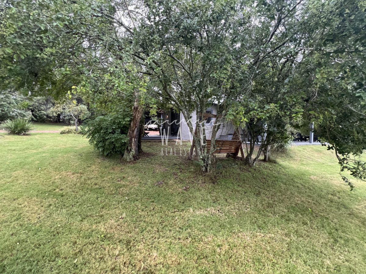 Chacra ID.5507 - Venta de chacra de 6 dormitorios en La Barra