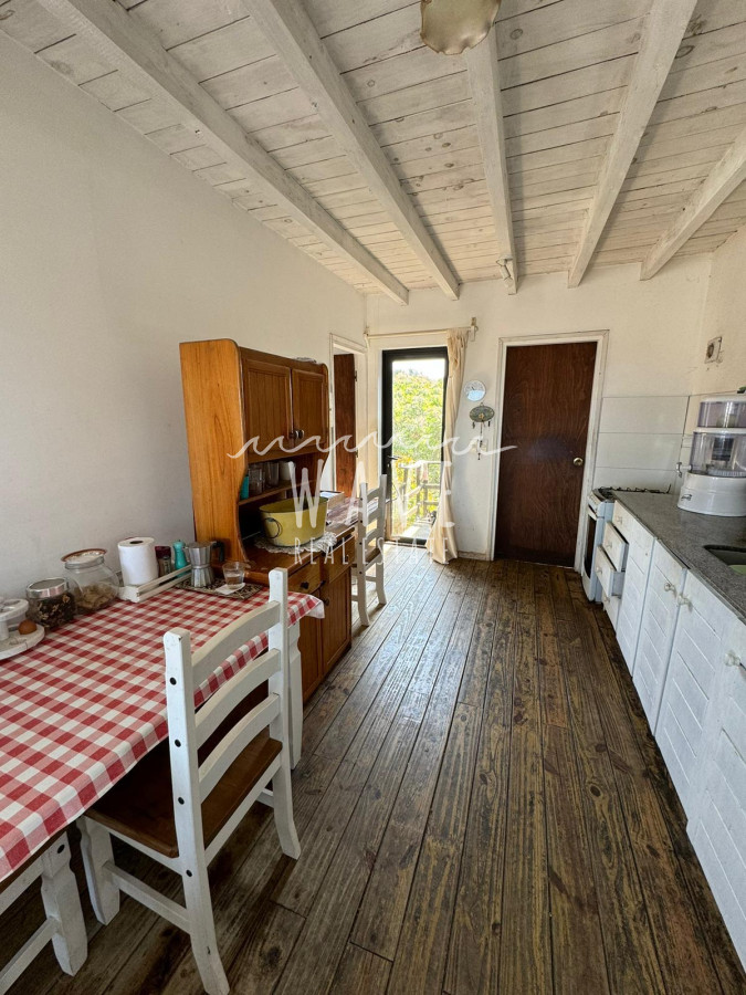 Local Comercial ID.5015 - Venta de local comercial en La Barra, Con apartamento en segundo piso