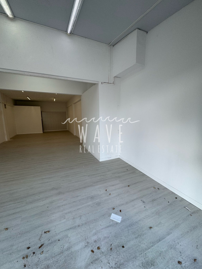 Local Comercial ID.4820 - Alquiler de Local a estrenar en Manantiales, con 70 M2, frente a Ruta 10