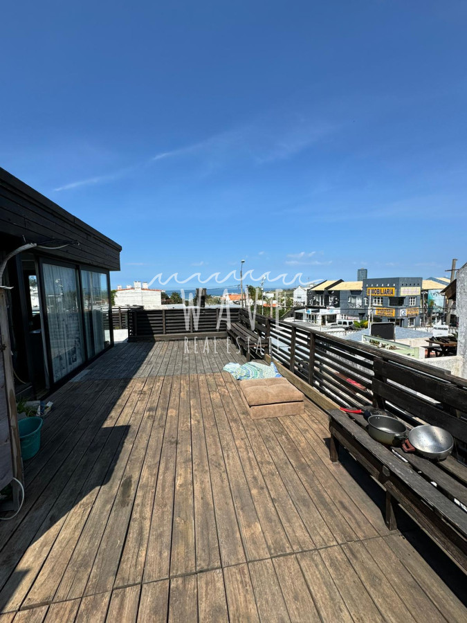 Local Comercial ID.5015 - Venta de local comercial en La Barra, Con apartamento en segundo piso