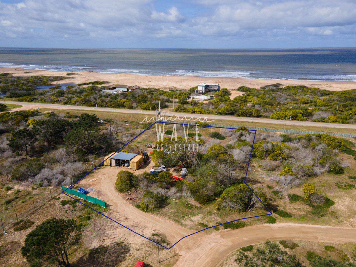 Terreno ID.6095 - Venta Lote Primera Linea Laguna Escondida 