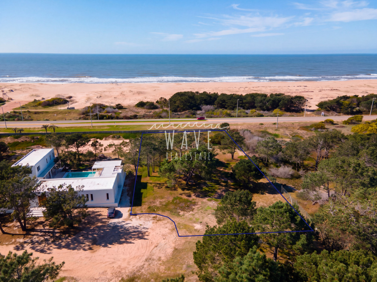 Terreno ID.6086 - Venta Lote Primera Linea Laguna Escondida 
