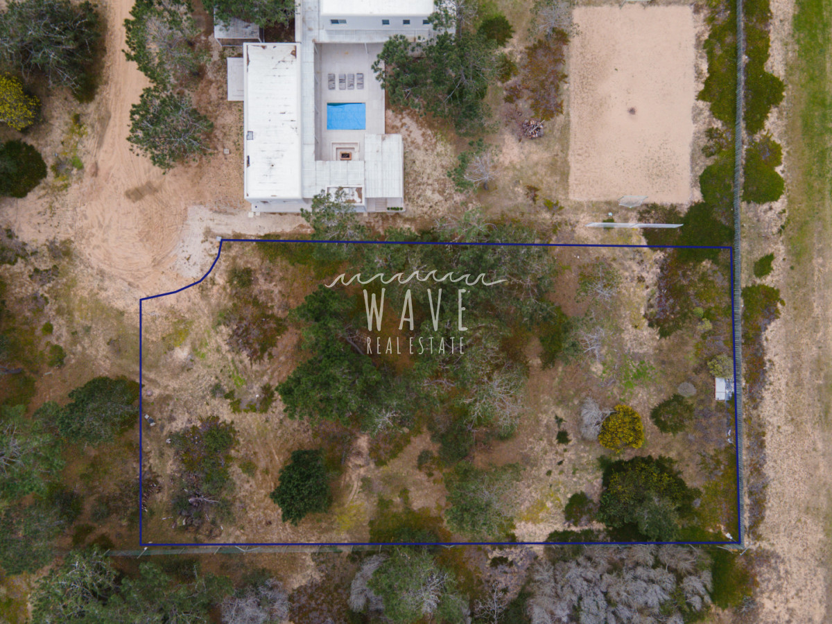 Terreno ID.6086 - Venta Lote Primera Linea Laguna Escondida 