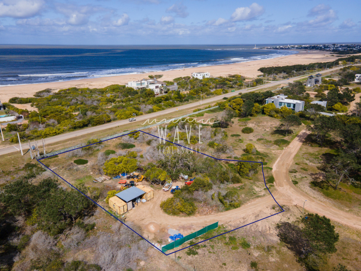 Terreno ID.6095 - Venta Lote Primera Linea Laguna Escondida 