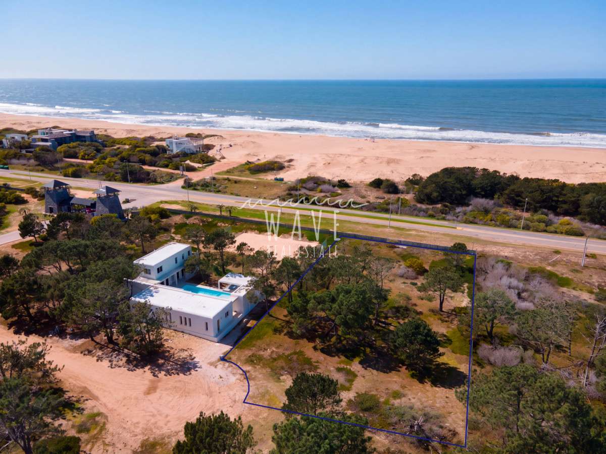Terreno ID.6086 - Venta Lote Primera Linea Laguna Escondida 