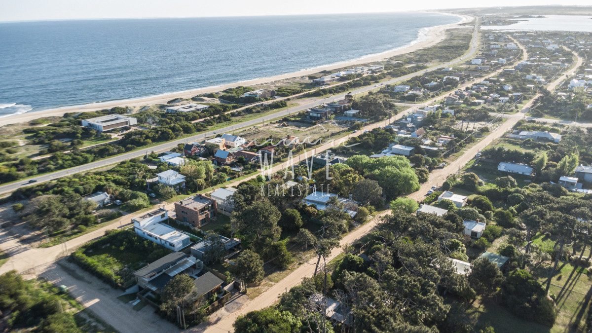 Terreno ID.5373 - Venta Lote a 150 metros del mar con vista La Juanita Jose Ignacio 