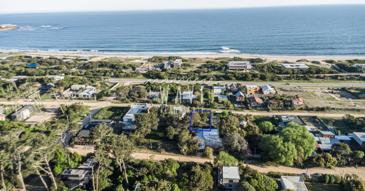 Terreno ID.5373 - Venta Lote a 150 metros del mar con vista La Juanita Jose Ignacio 