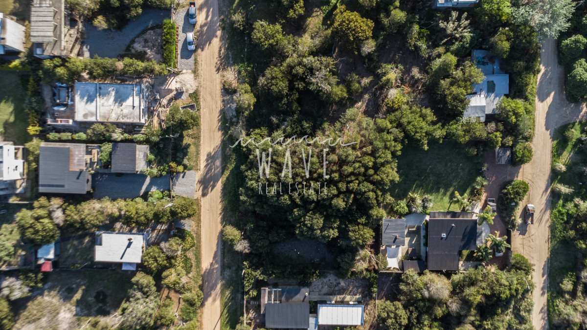 Terreno ID.5397 - Venta Lote La Juanita Vista Parcial laguna y mar 