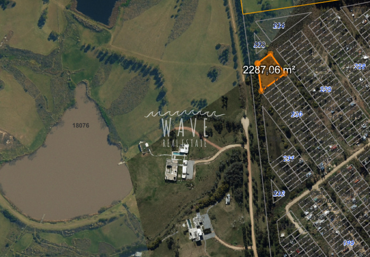 Terreno ID.5703 - Venta Lote Balneario Buenos Aires 2450 m²
