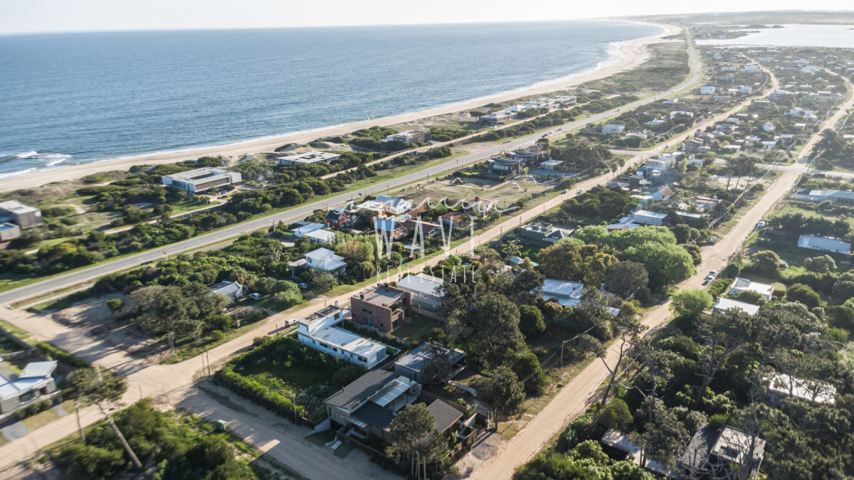 Terreno ID.5373 - Venta Lote a 150 metros del mar con vista La Juanita Jose Ignacio 