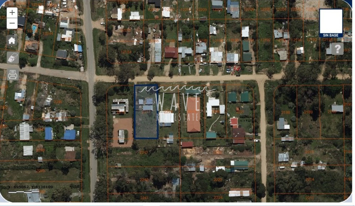 Terreno ID.1700 - La Barra, El Tesoro, lote de 1140 m2 con mejoras. 