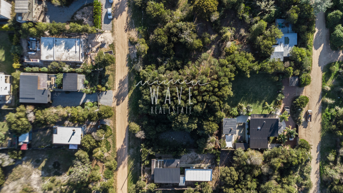 Terreno ID.5397 - Venta Lote La Juanita Vista Parcial laguna y mar 