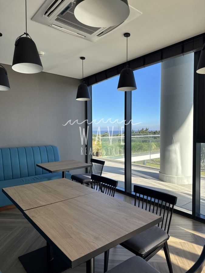 Apartamento ID.4974 - Venta Departamento Mansa, 3 dormitorios, Punta del Este 