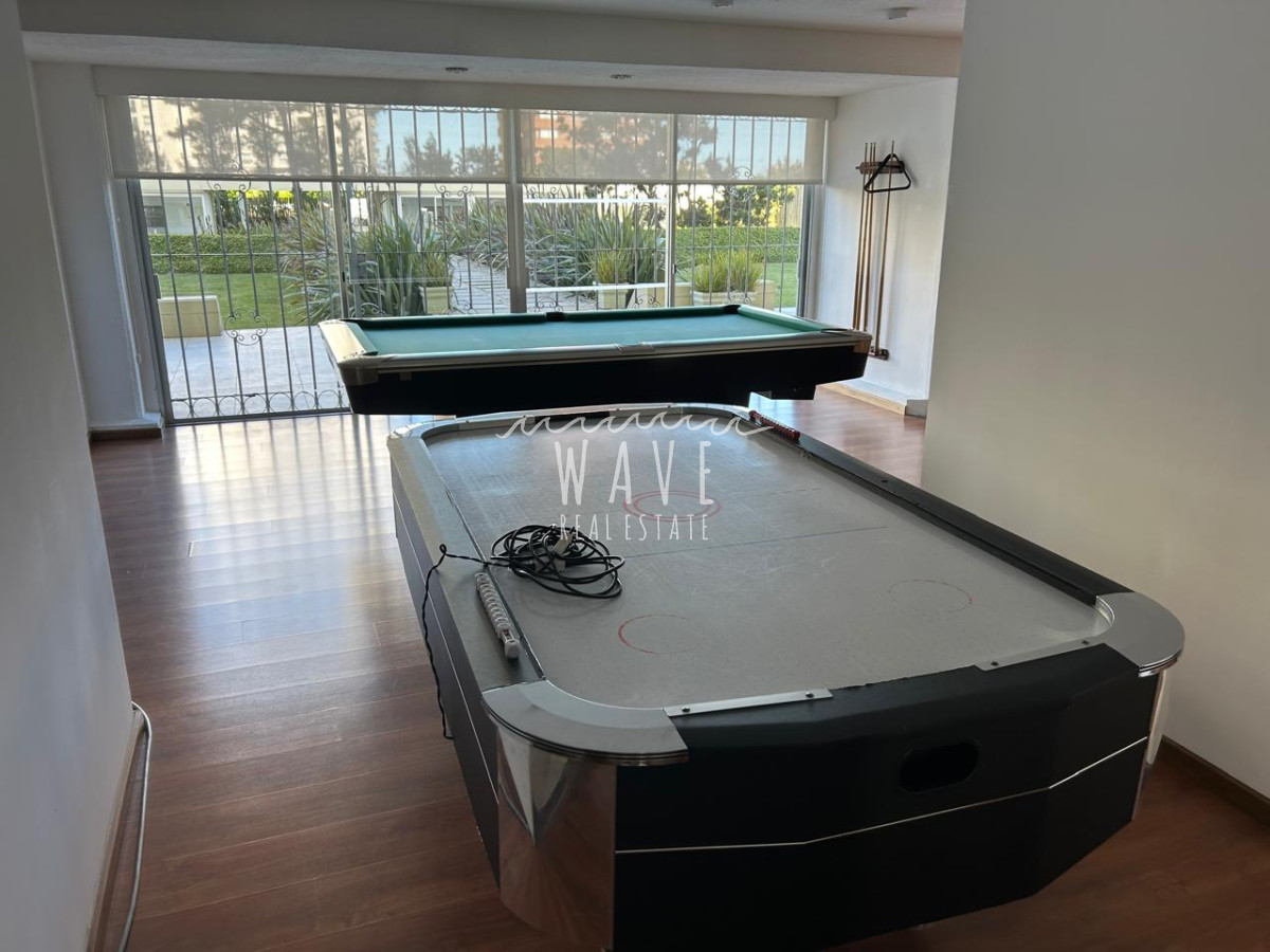 Apartamento ID.5115 - Alquiler de verano, Apartamento de 2 dormitorios y medio en Playa Mansa, Punta del Este