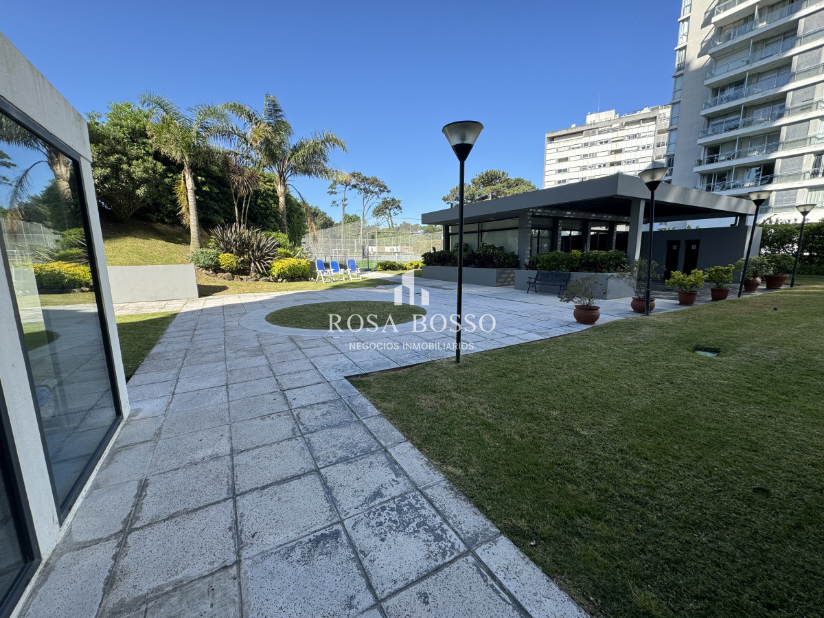 Apartamento ID.8578 - Venta apartamento 3 dormitorios Roosevelt 