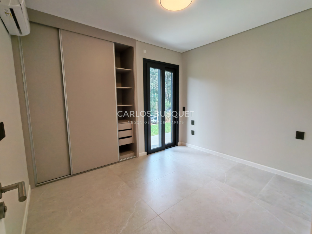 Casa ID.1681 - Casa Club  del Lago  3 dormitorios en venta