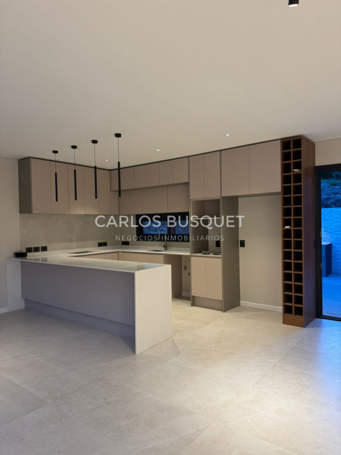 Casa ID.1681 - Casa Club  del Lago  3 dormitorios en venta