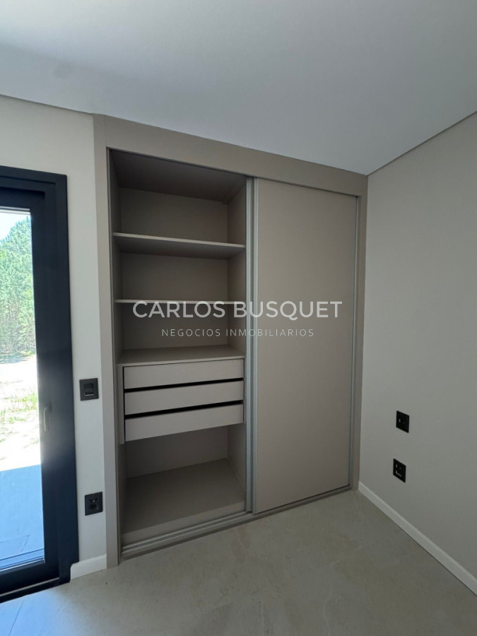 Casa ID.1681 - Casa Club  del Lago  3 dormitorios en venta