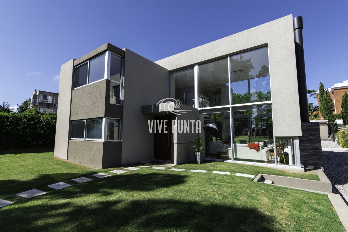 Casa ID.875 - Casa en Punta del Este, Mansa