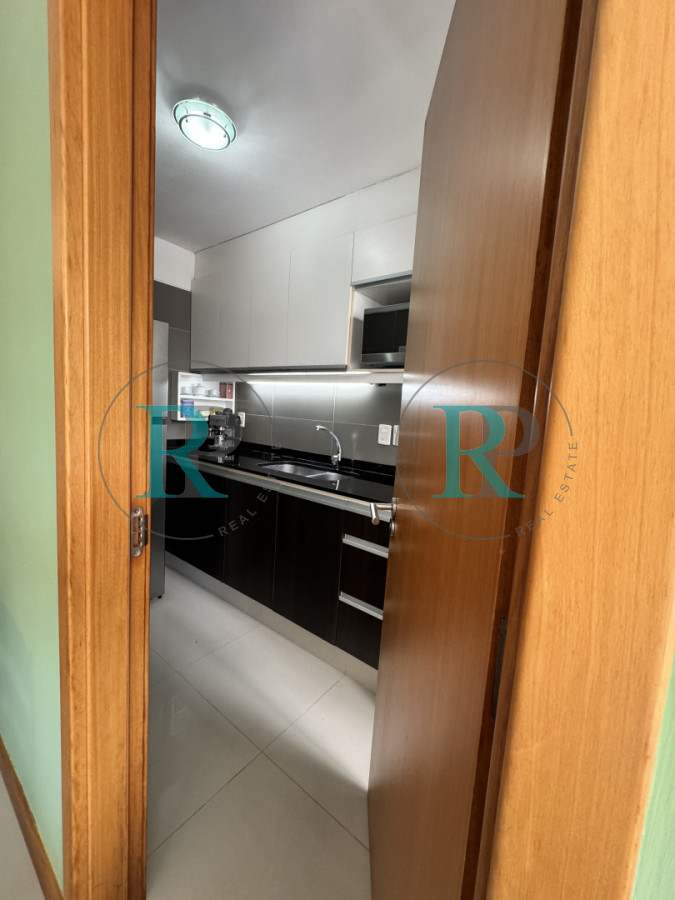 Apartamento ID.2684 - A pasos del mar en Playa Mansa - 1 dormitorio con parrillero