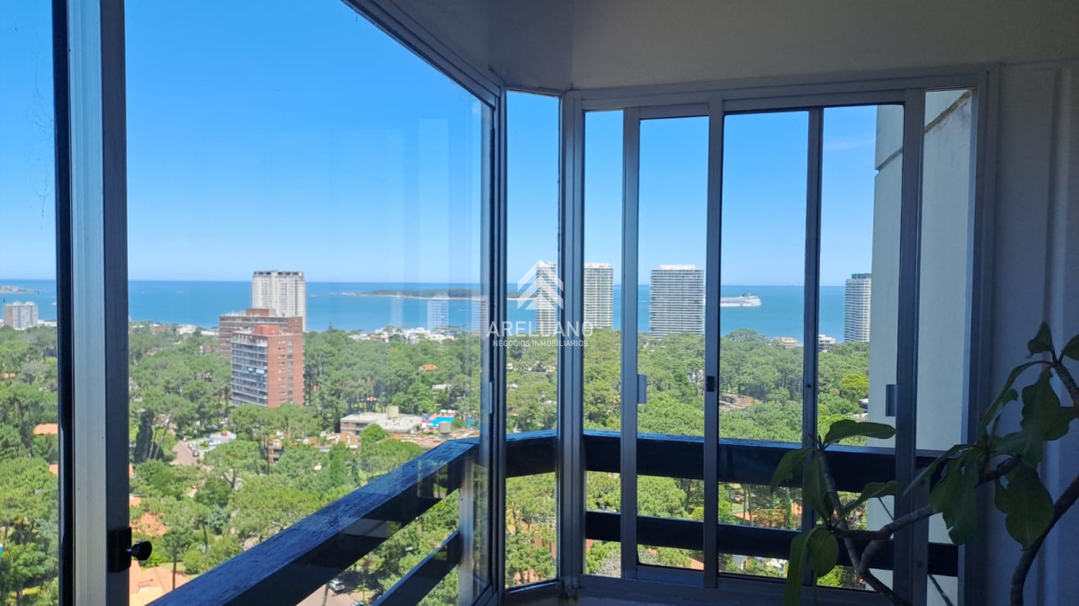 Apartamento ID.5756 - Piso alto, vista al mar - 3 dormitorios 