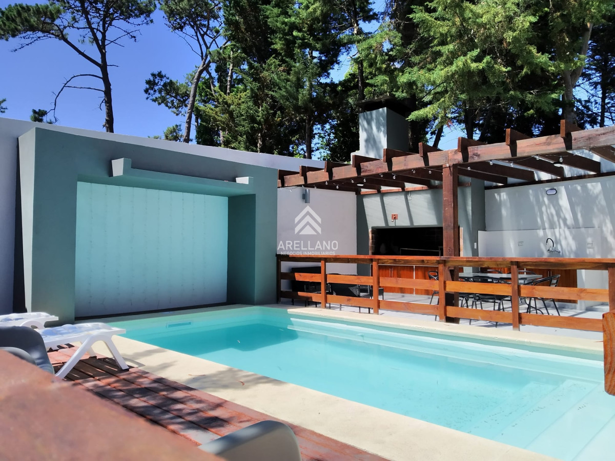Casa ID.3926 - Casa en venta - ideal para vivir todo el año! Próxima a Colegios y servicios. 