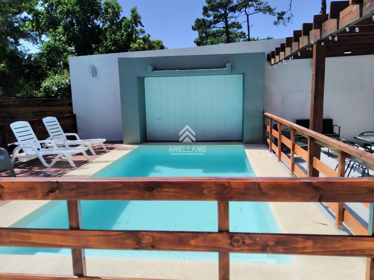 Casa ID.3926 - Casa en venta - ideal para vivir todo el año! Próxima a Colegios y servicios. 