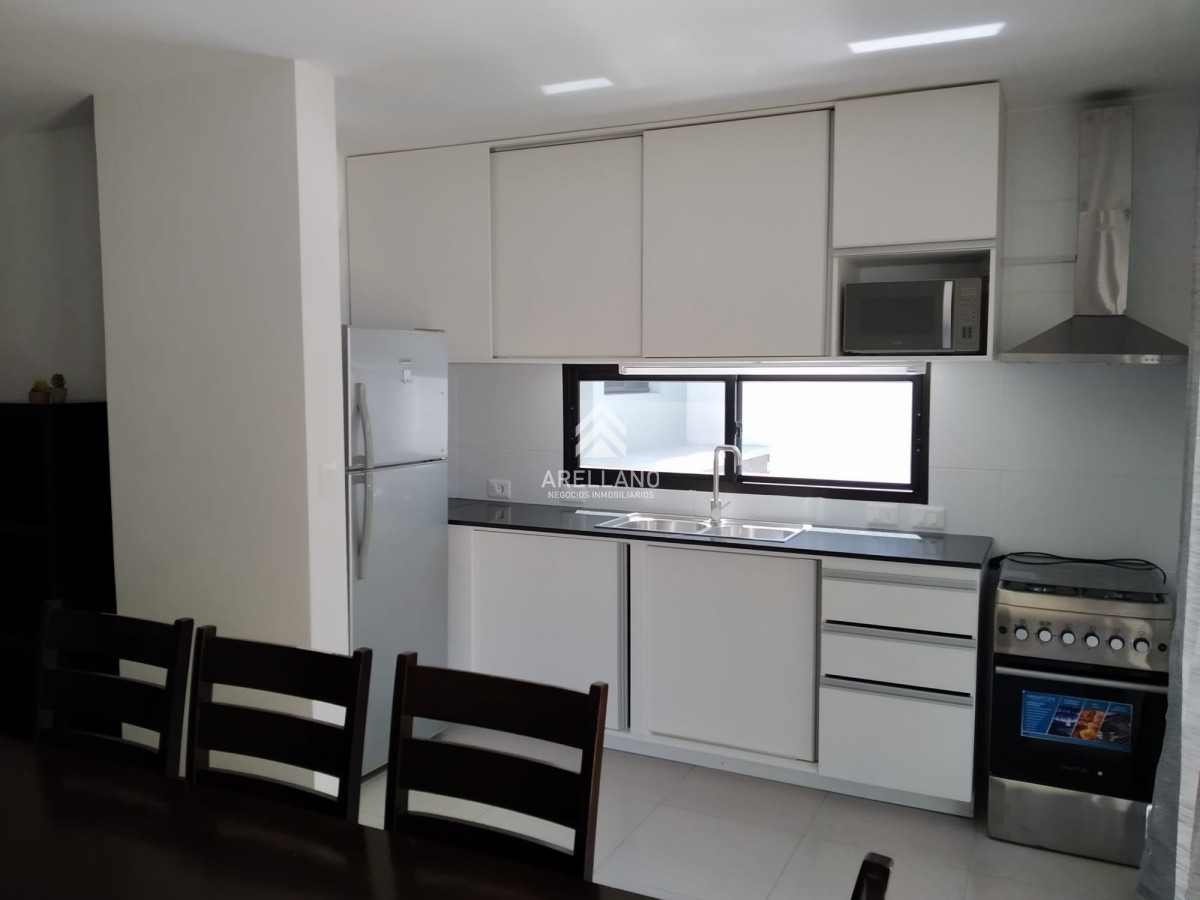 Casa ID.3926 - Casa en venta - ideal para vivir todo el año! Próxima a Colegios y servicios. 