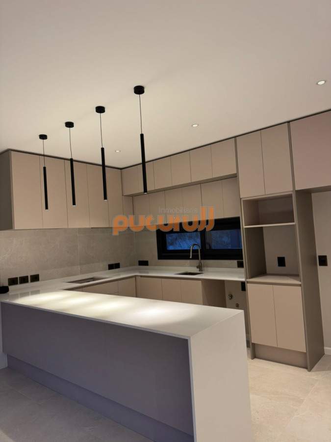 Casa ID.2890 - Casa Club  del Lago  3 dormitorios en venta