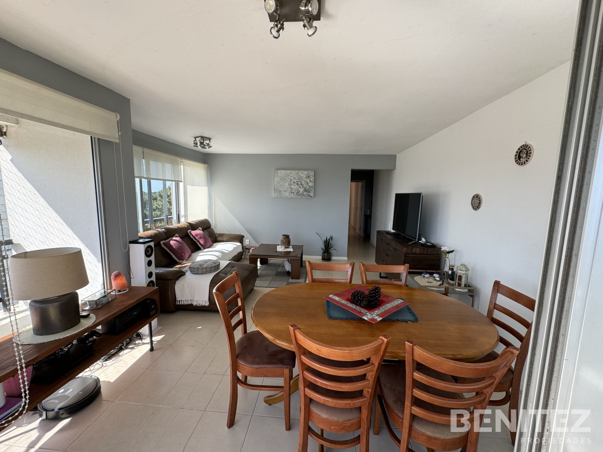 Apartamento ID.9561 - Venta apartamento 3 dormitorios Roosevelt 