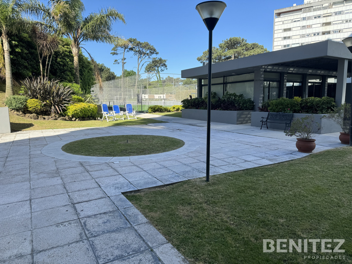 Apartamento ID.9561 - Venta apartamento 3 dormitorios Roosevelt 