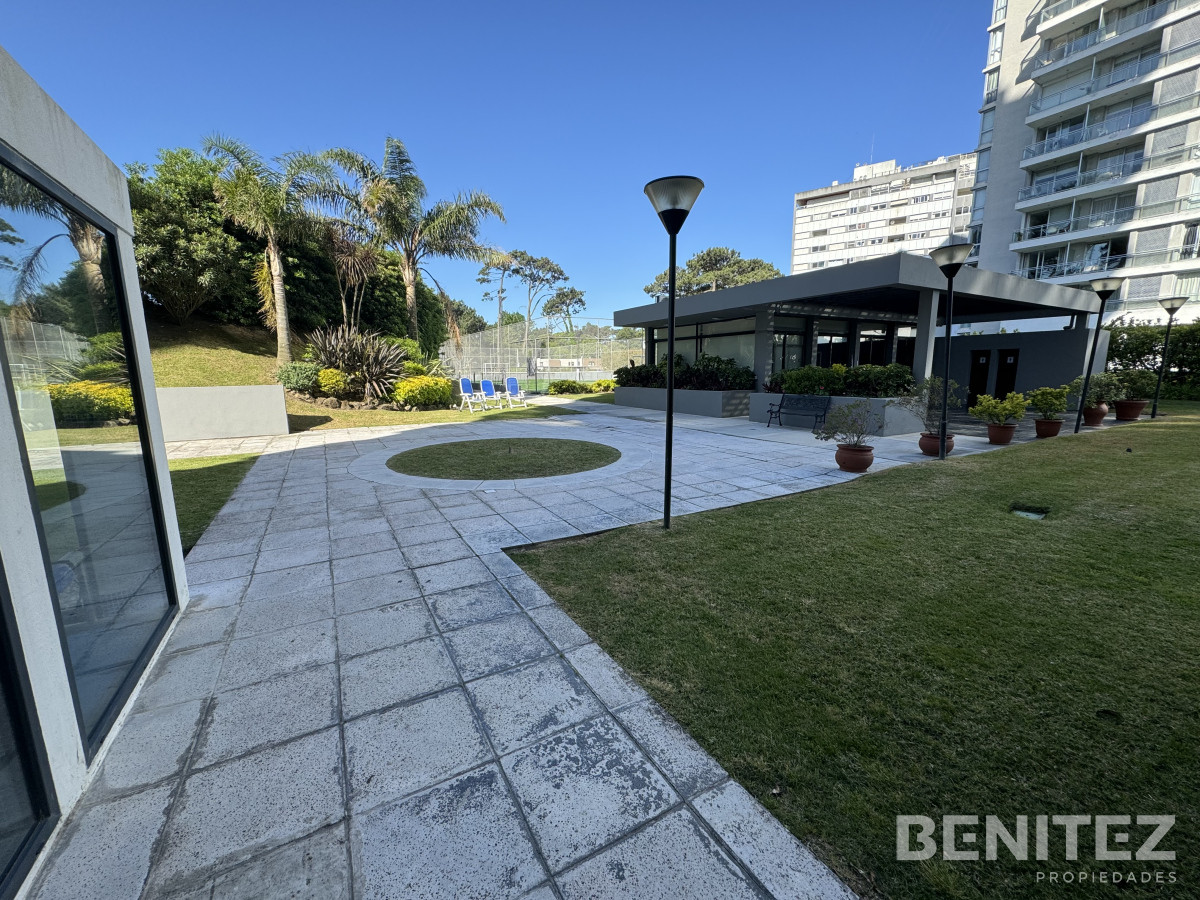 Apartamento ID.9561 - Venta apartamento 3 dormitorios Roosevelt 