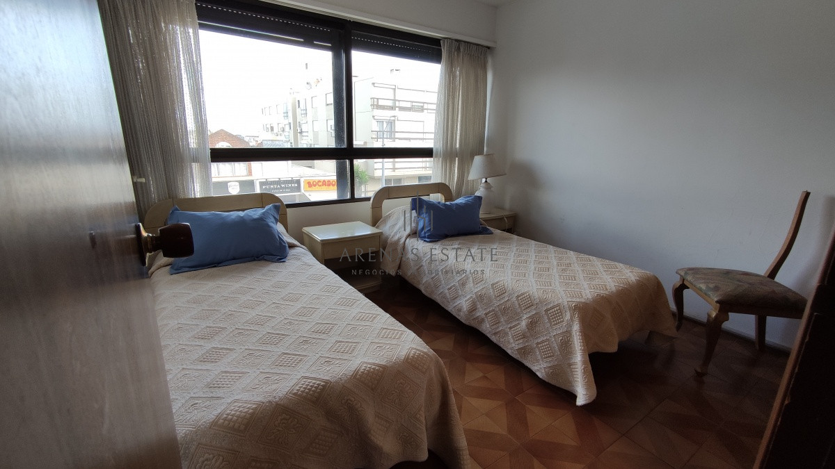 Apartamento ID.692 - Apartamento en venta en Punta del Este