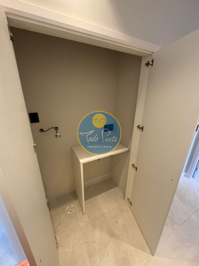 Miniatura de Casa de 3 dormitorios en Club del Lago, Punta del Este | Todo Punta