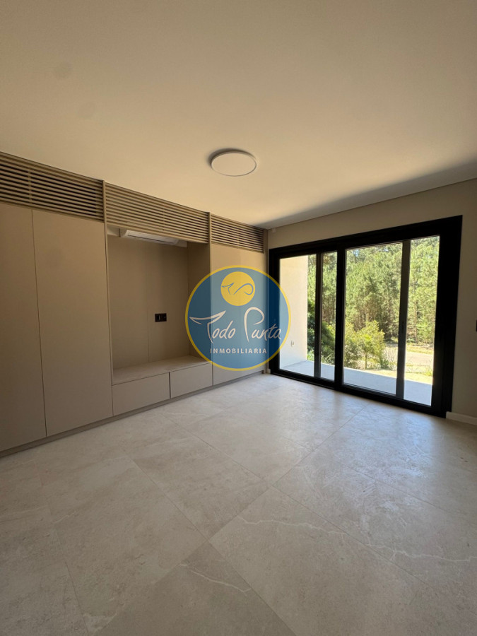 Miniatura de Casa de 3 dormitorios en Club del Lago, Punta del Este | Todo Punta