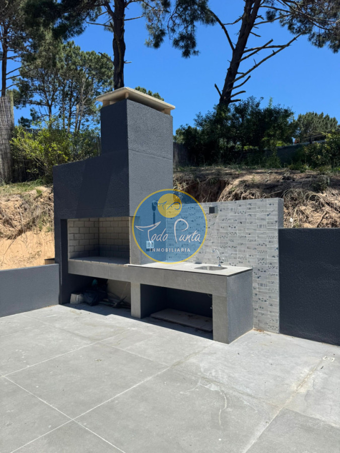 Miniatura de Casa de 3 dormitorios en Club del Lago, Punta del Este | Todo Punta