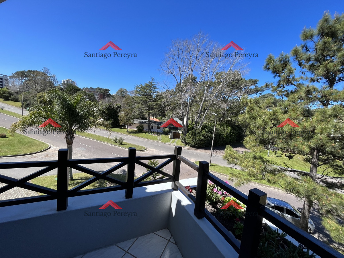 Apartamento ID.15282 - Apartamento en venta, Punta del este 200 mts del Mar