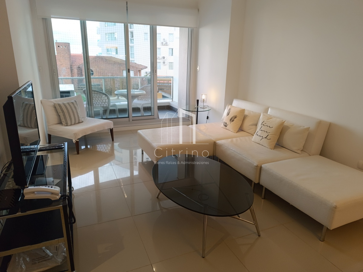 Apartamento ID.2005 - Alquiler anual 2 dormitorios. 