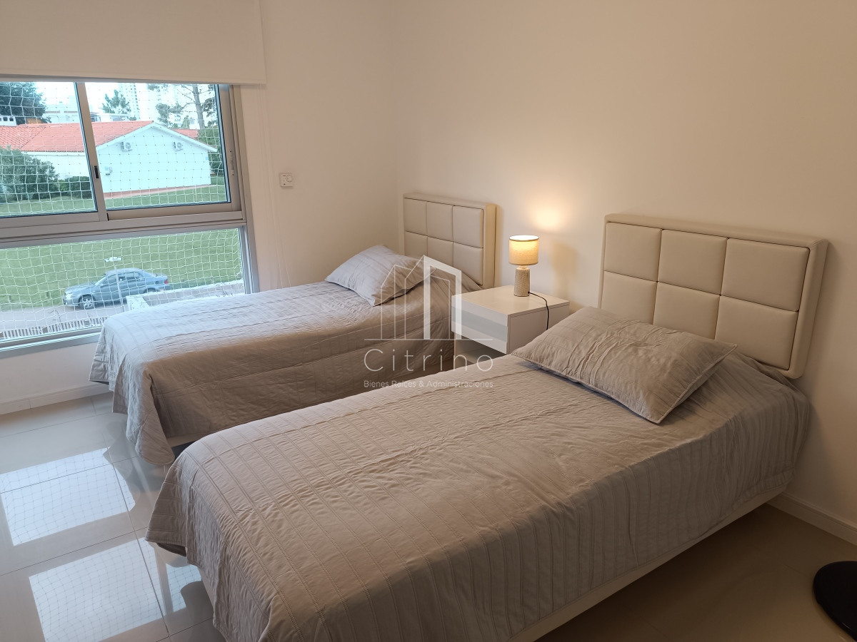 Apartamento ID.2005 - Alquiler anual 2 dormitorios. 