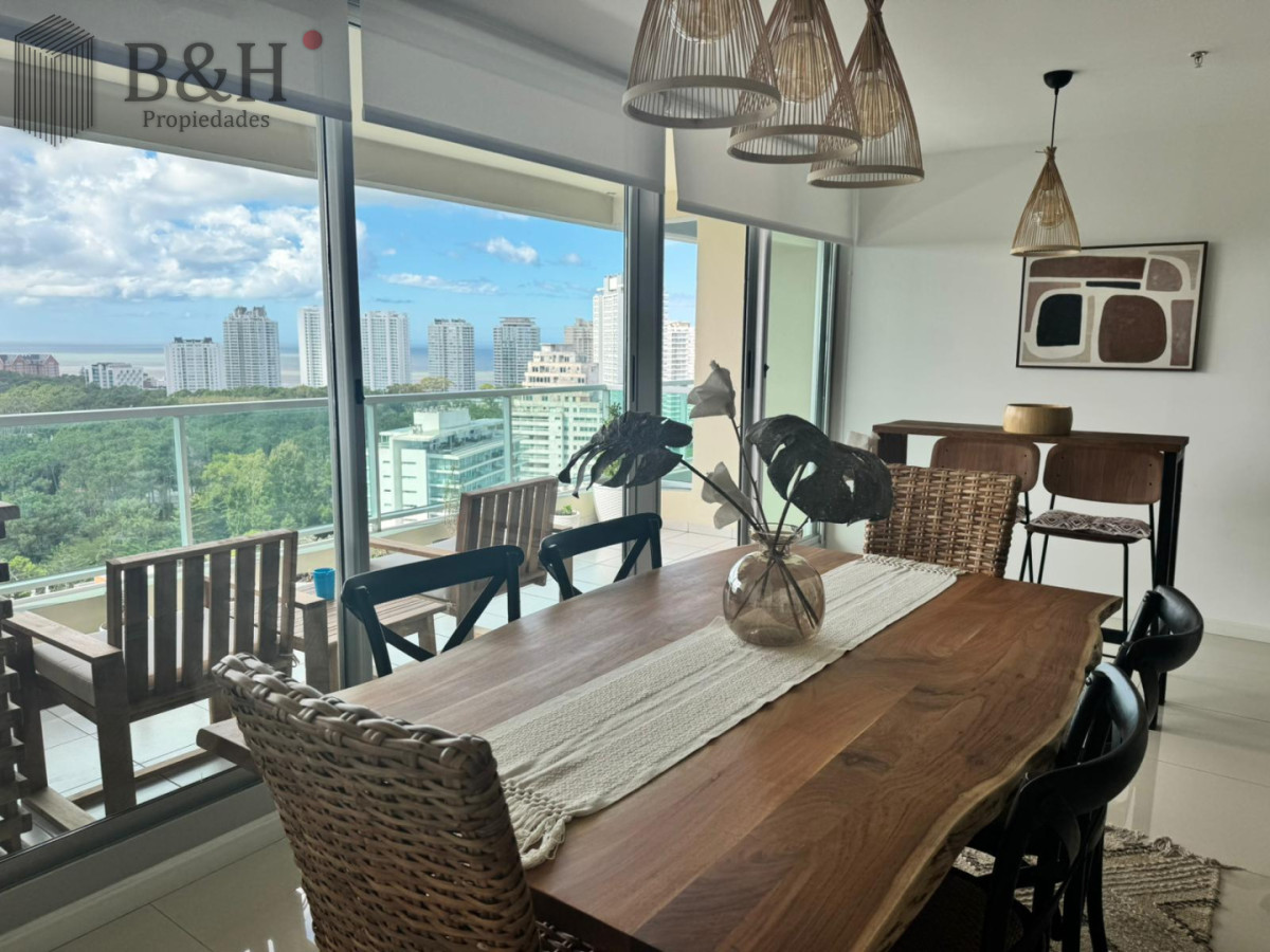 Apartamento ID.7373 - Venta - Piso alto en Gala Vista, Punta del Este | 3 Dormitorios