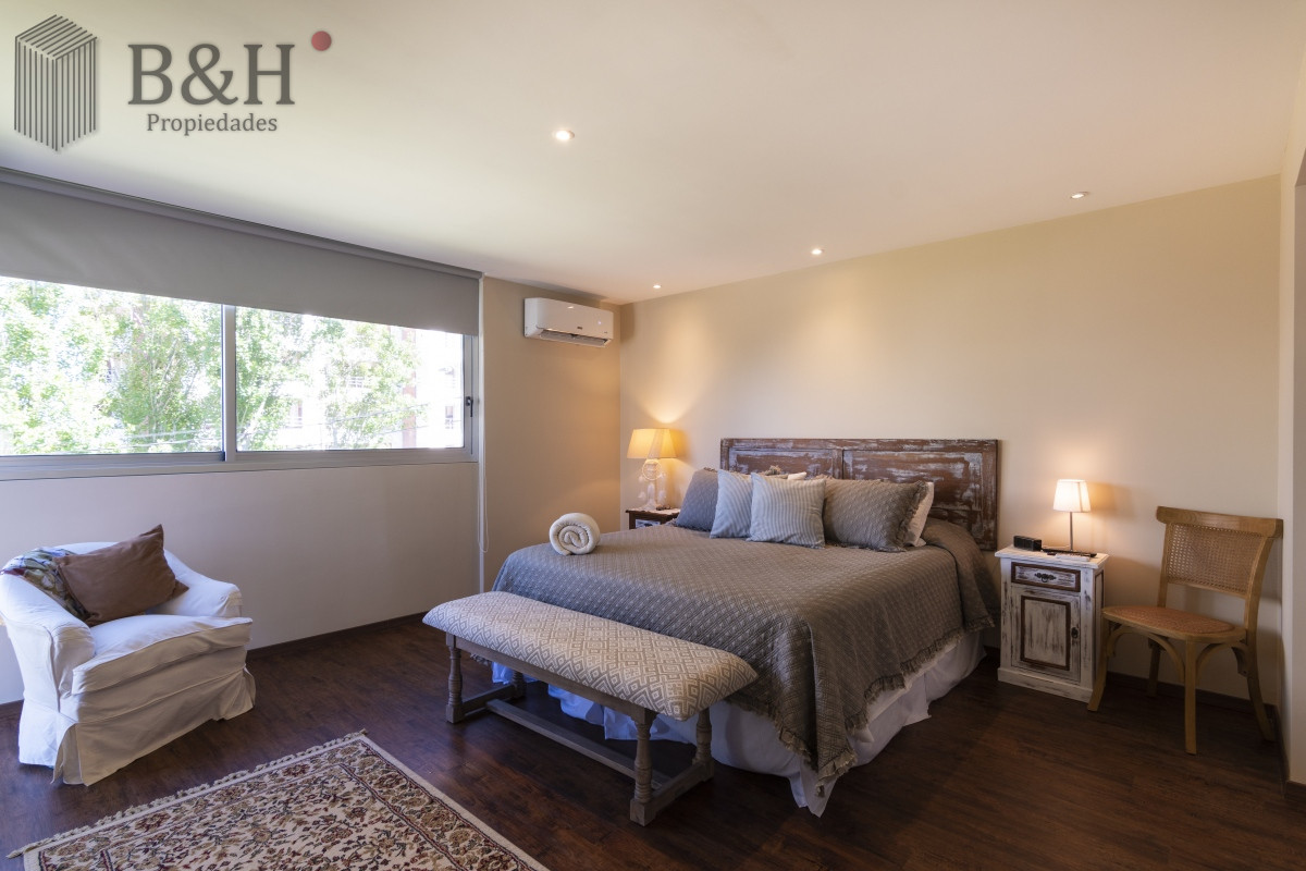 Casa ID.3961 - Casa en Venta Moderna de construccion tradicional, cerca del mar. 