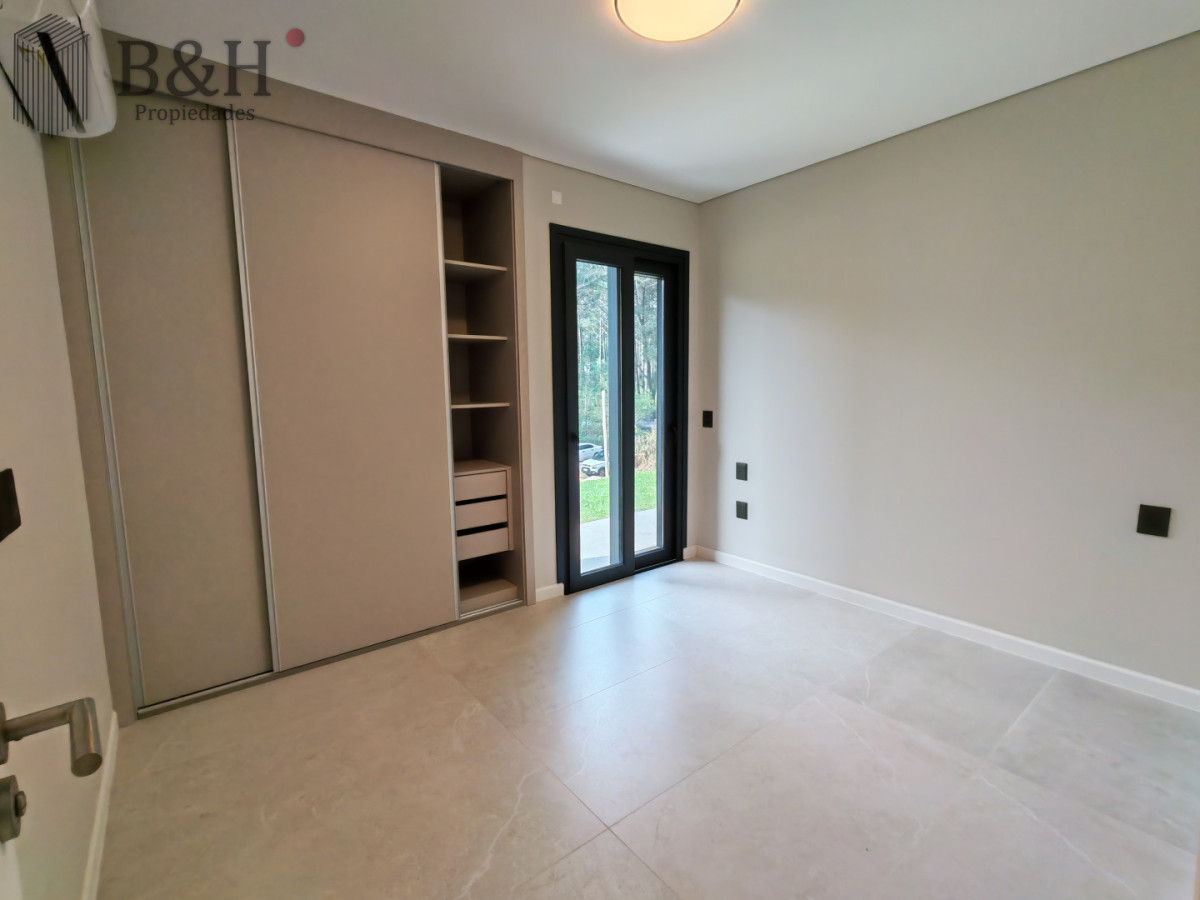 Casa ID.7381 - Casa Club  del Lago  3 dormitorios en venta