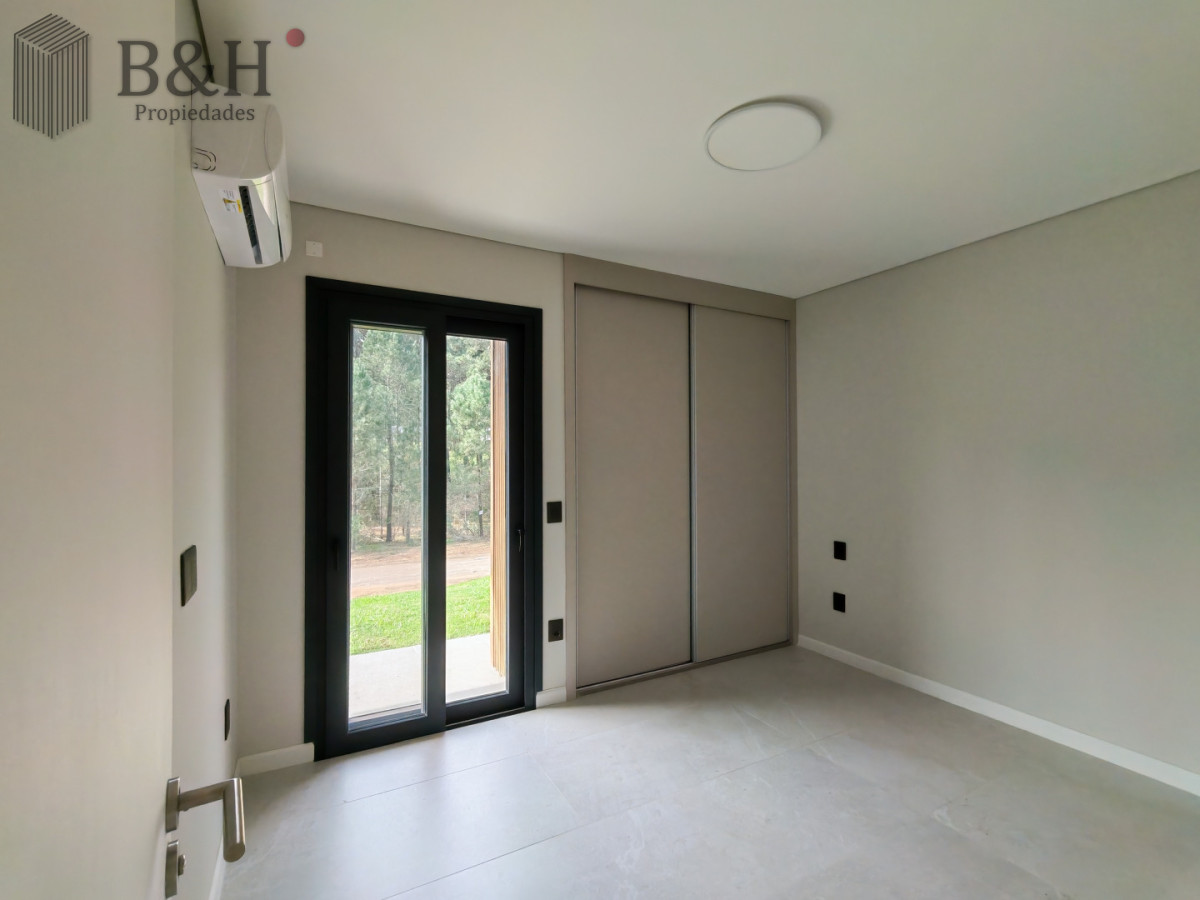 Casa ID.7381 - Casa Club  del Lago  3 dormitorios en venta