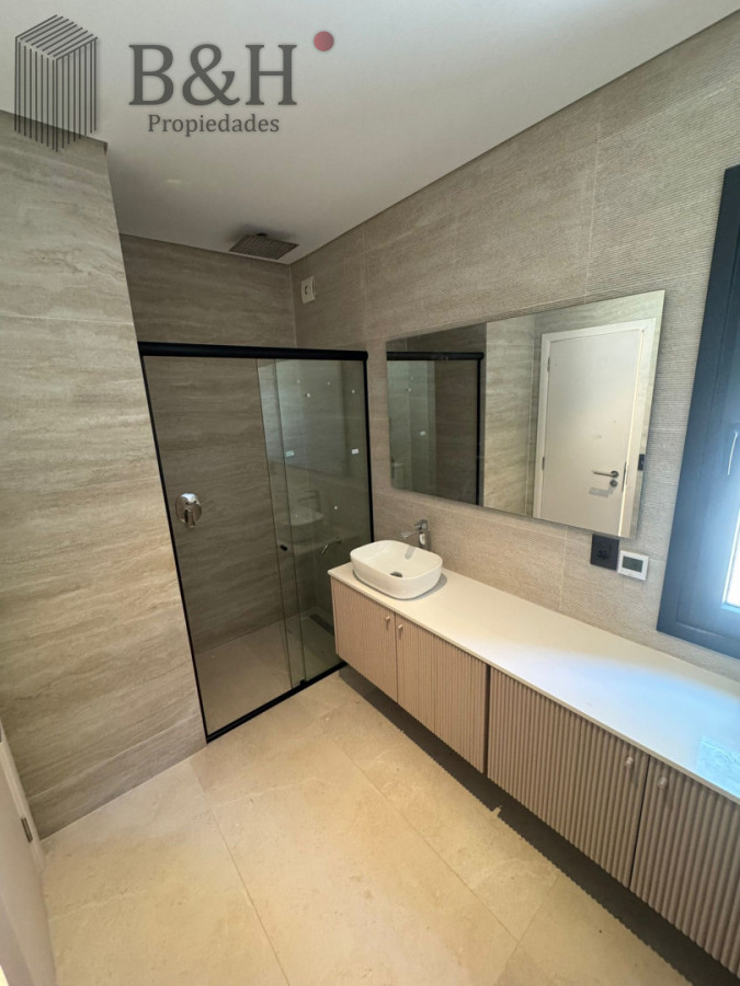 Casa ID.7381 - Casa Club  del Lago  3 dormitorios en venta