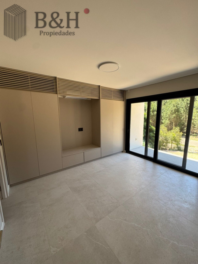 Casa ID.7381 - Casa Club  del Lago  3 dormitorios en venta