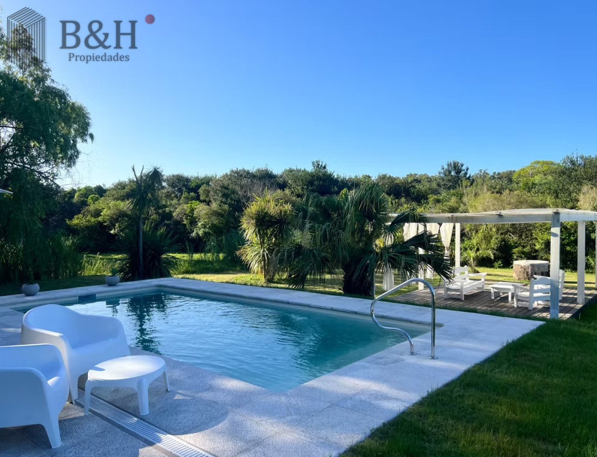 Chacra ID.7505 - Chacra con Piscina Climatizada - Naturaleza, Confort y Diseño en un Solo Lugar